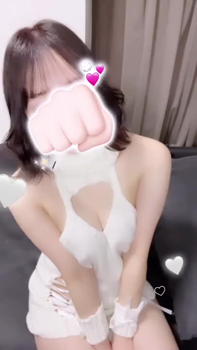 今から出勤です🎀

今日お誘い頂いてるお兄さま会えるのとっても楽しみです✨
まだ空きあるのでお誘いお待ちしています👶🏻🍒