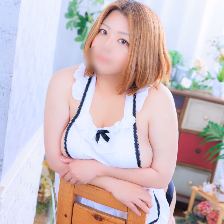 今日は④日振りの★出勤★気持ち良い事したくて✖︎②身体が疼いちゃってる🤭一緒に気持ち良い事しょ♡お時間合う✨お兄様方✨可愛がりに会いに来てね❣️お問い合わせ　ご予約♡エチエチ♡なお誘い沢山お待ちしてます😘