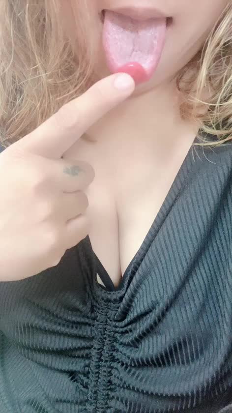 🍌オ◯ンチン🍌ナメナメ大好き❤いっぱい♡ナメナメ♡させてね💋　
⭐︎くう⭐︎の敏感な…◯◯◯もいっぱい♡ナメナメ♡してね❣️