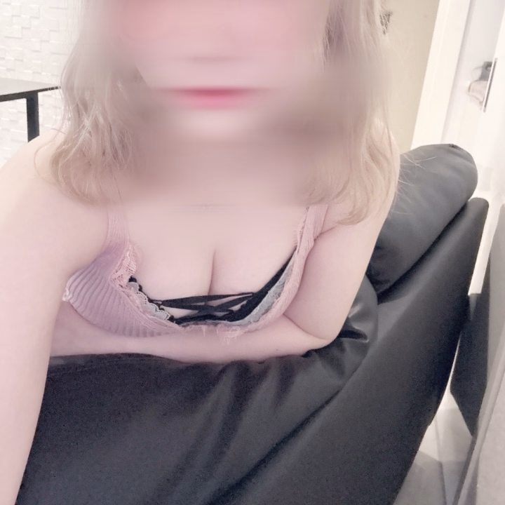 おもちです✨

本日から入店しました❣️

マット未経験ですがいっぱい頑張ります💪