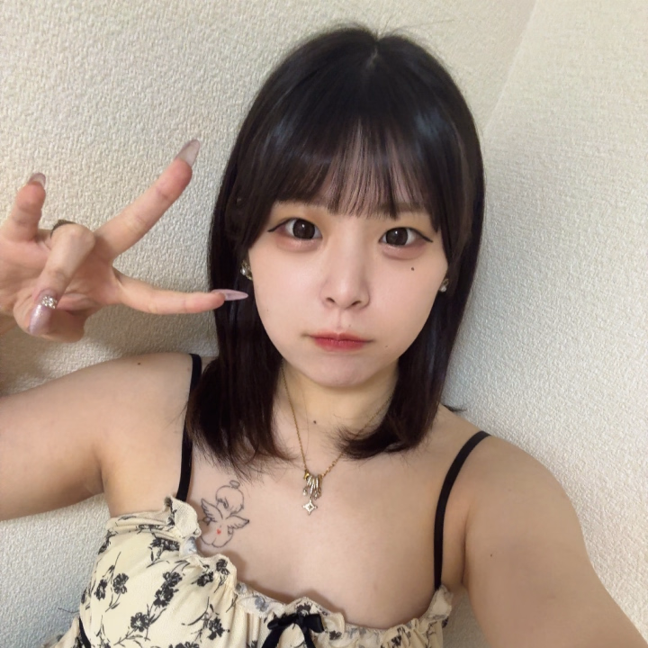 本日お休みをしてしまいすみません💦
次回出勤日は未定ですが、
体調をしっかりと整えておきます🥺✨

少しだけこるねの事を知って欲しいので👶🏻🩵

こるねは最初人見知りで緊張しいなので
楽しくたくさんお話をしてれると嬉しいです！
でも、、ベットでは・・・🫣❤️‍🔥

趣味がアイドル鑑賞なので同じ方も大歓迎です❣️❣️


最後に！！
多くの方がルールを守って遊んでくれていますが
ルールを守らない、嫌なことをしてくる
力で押さえつけてくるなど
その他状況により怖いと感じたら
一部サービスをお断りさせて頂きます。

経験浅く新人で未熟な所も多いですが
お互いに楽しく遊べるよう
ご理解の程よろしくお願い致します🙇🏻