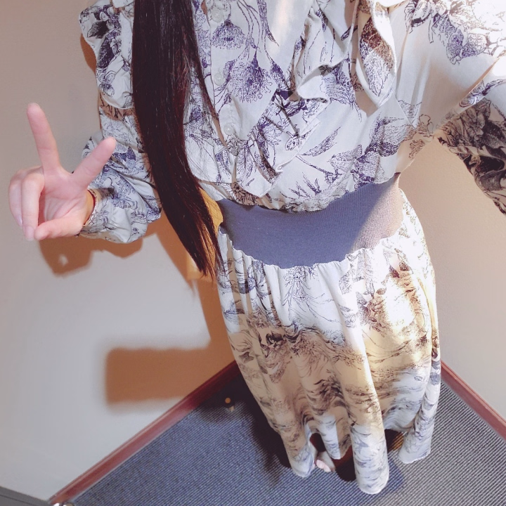 こんにちは！
めぐるです😌

少し体調崩してお休みしてました😖😖
寒暖差激しかったからかなぁ、お兄さんも気をつけてくださいね(* ᴗ͈ˬᴗ͈)”

今日は18時~0時までお店います♡
来てくれたら嬉しいな💓