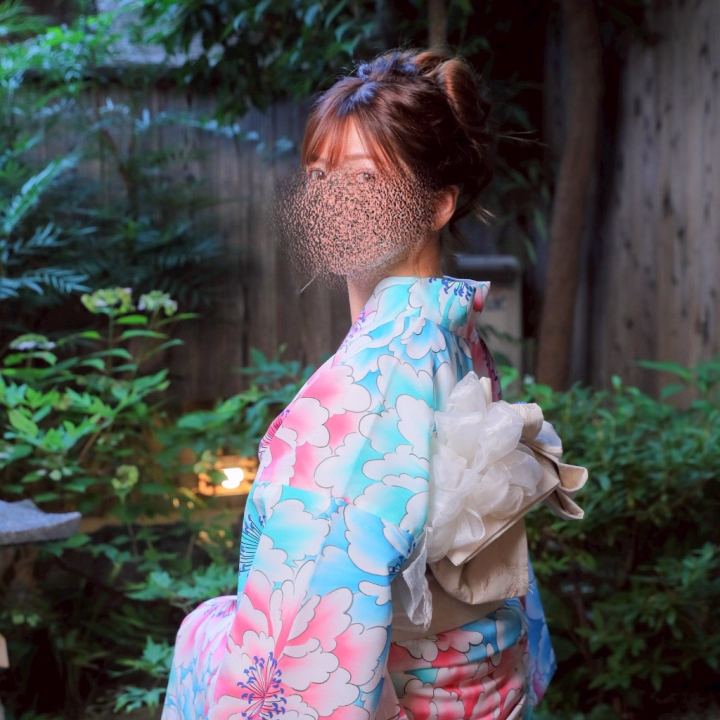 こんばんは、じゅりです🫰💓


明日ついにアイラブ姫路初出勤😍


しかし。。。。


台風来てる？笑
明日は1日雨みたいですねー😭ショック


普段晴れ女なのに🥹💦


でも明日予定通り行きます❣️


スタートのご予約のお兄様気をつけて来てね🥹✨

雨の中来て良かったって思わせるくらい
濃厚な時間にしちゃうもんねっ😘


午後のご予約まだまだお待ちしてますよん🫶


私は、アイラブ姫路で働く事ができてめちゃめちゃ嬉しいんですよ(#^.^#)

なんでかは会った時聞いてね♡


ではまた♡