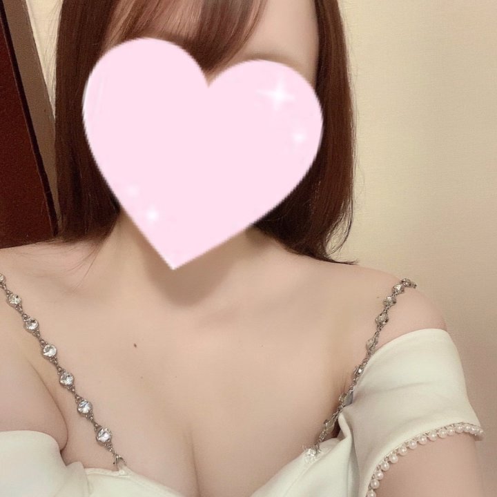 こんばんわんっ🐶☆

本日は、ご予約様のみの出勤にさせて
頂いておりましたが
逢いに来てくれた皆様ありがとうございました( ՞.  ̫ .՞)"💗


今日は少し涼しくて過ごしやすかった🫶


帰宅してから爆睡したら元気マッチョなので
明日は、12時~21時30分までで
頑張りますので会いに来てくれたら
とても嬉しいです🥺💗



お誘い是非お待ちしております‪🫶




みつは