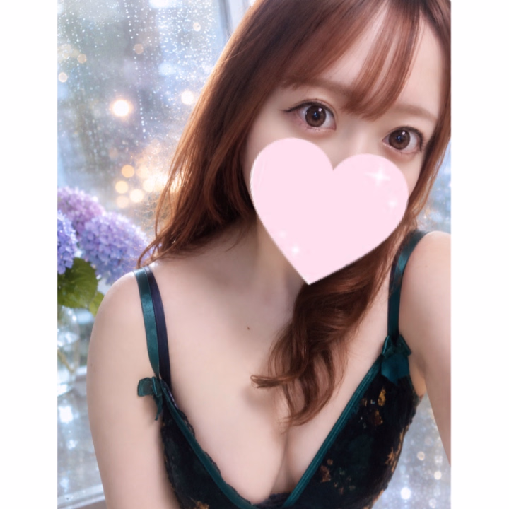 こんばんわんっ🐶☆


本日も逢いに来てくれた皆様
本当にありがとうございました😭🩷
今日も今日とてとても楽しくて
素敵な1日を過ごさせて頂きました✨
本当にありがとうございます🥺💗

また是非お誘いお待ちしております‪🫶🏻︎‪

最近、ぼくなつの実況を見てると
すーぐ寝てしまうんです(ᐡᴗ  ̫ ᴗᐡ)ᶻᙆz♡
平和なの好き💓
明日も出勤なのでぼくなつを見て
早めに寝ようと思います⭐️


ぐんないえぶりわんっ💓




みつは