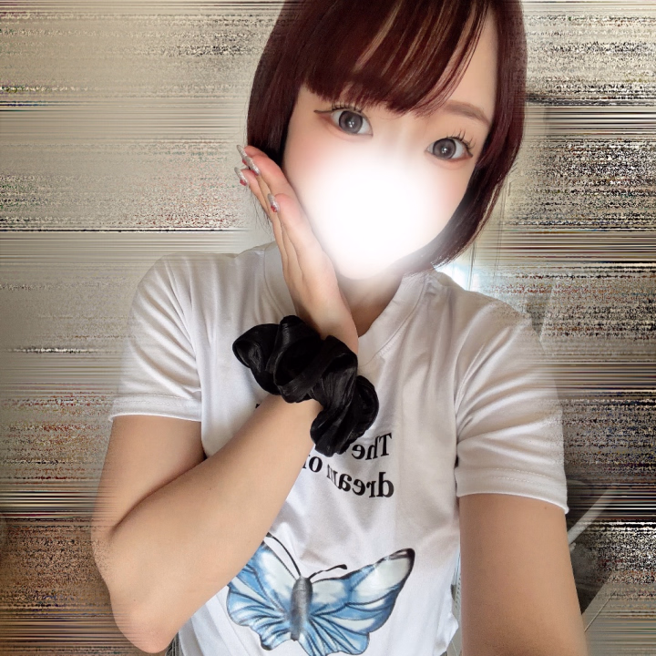 なつみだよ🐿お店到着しました🫧

梅雨に入ったらしいけど全然暑くてびっくり😲☀️💦でも今日は雷雨になるらしいよ⛈️これからお出かけするおにーさんは傘忘れないようにね☂️

24:00までお店にいます😊お待ちしてます🌟