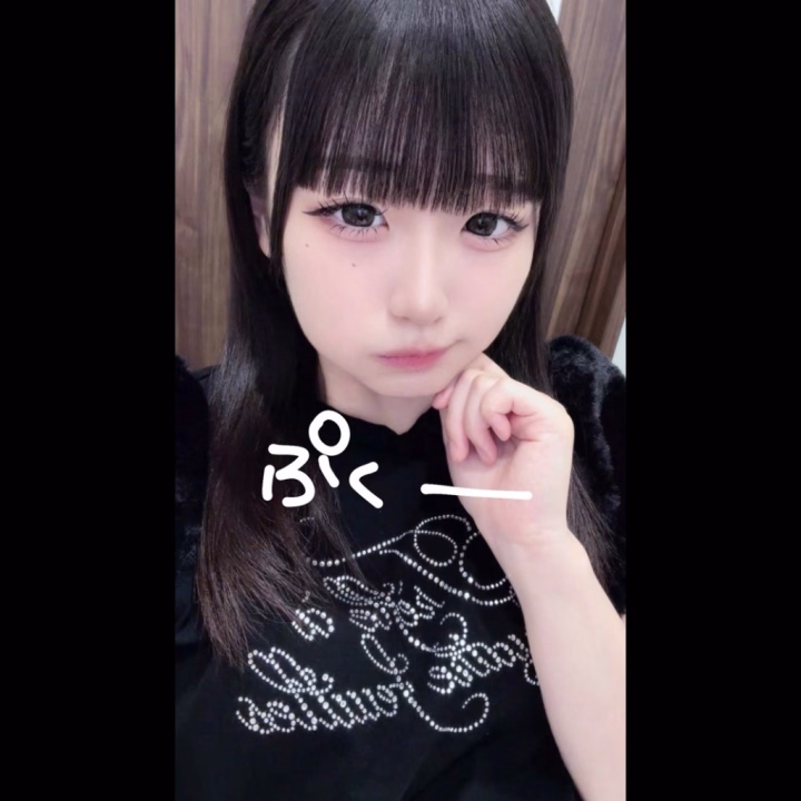 めっちゃ久しぶりの出勤です🌙
しばらく空いてたからちょっと緊張してるけど、今日は久々にみんなと会えるの楽しみにしてます🙂‍↕️

最近バタバタしてたけど、やっと出勤できました🥹
忘れられてないかな〜って少し不安やけど、久しぶりに顔見に来てくれたらうれしいです！

今日は無理せず自分のペースでがんばります✊🏻
たくさんお話できたらいいな🌟