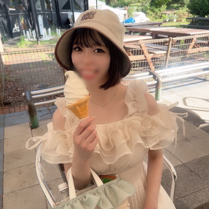 おはようございます☀️

出勤も残り２日になりました！！

連日忙しくさせてもらえて嬉しいです☺️

本日の空き枠🔽

・9:00〜13:50
・17:10〜20:10

まだまだ空き枠あるので
お問い合わせお待ちしています📞

今日も沢山ペロペロさせてね😘

今日も🐳ちゃん全開で
非日常空間をお楽しみください❤️





こはる🌸