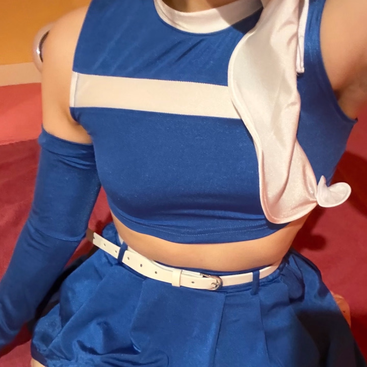 じゃじゃーん✨はるひこういうのもなんだか似合っちゃった🧚🏻‍♀️❣️雨降り始めて憂鬱だと思うけどあっーたかいはるひの所に雨宿りしに来てね？はるひが心を晴れにさせてあげます☺️♥