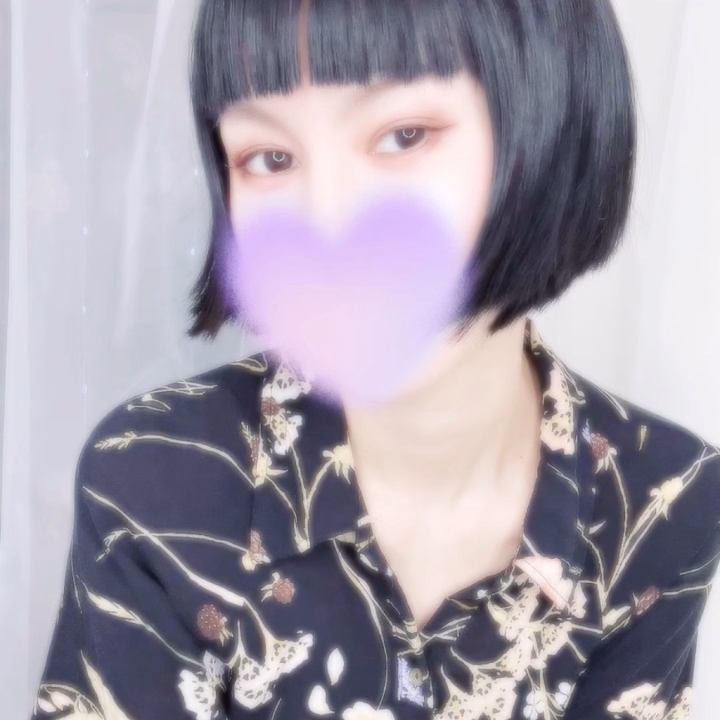 ラスト枠に会ったDくん、
お仕事帰り五反田に寄ってくれて
ありがとう🥰

ようやくお尻の気持ち良さに
目覚めたと言っていたけど🍑

乳首とか耳も敏感で🤫

ぬるぬるじゅるじゅるに
お耳舐めたら連続脳イキ🧠

顔面騎乗されながらの
乳首責めも身体がくがくだったね💓

クタクタにしちゃったから
帰りに美味しくラーメン
食べられたかな🍜✨

今日持ってる道具とか
全然使ってないから笑

また来月待ってるね☺️