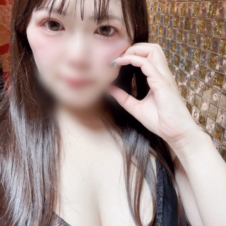 出勤しました♡

昨日は忙しくさせてもらって
感謝です(っ´ω`c)♡︎


今日もラストまでいるので
お誘い待ってます💖



あすか🐰