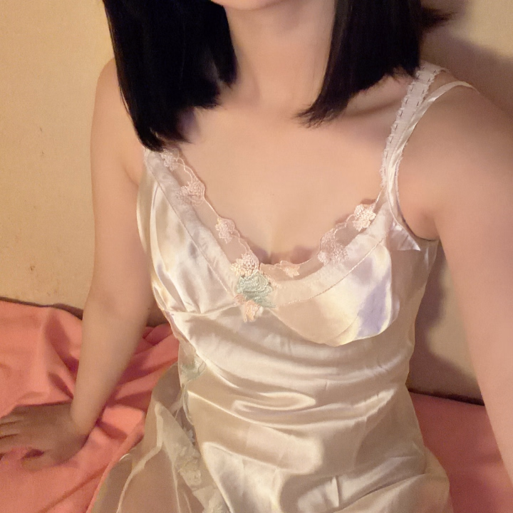 ののあです🎀
おはようございます！

本日 16:00〜21:00
五反田にいます🔅
金曜日！
お疲れ様です🍵
1週間の疲れを私との楽しい思い出で
癒しませんか？
お待ちしております☺️