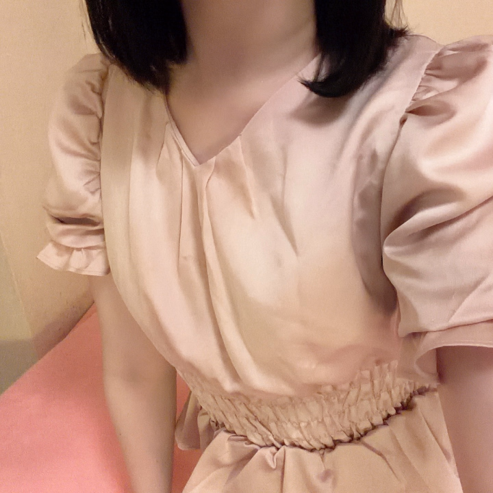 ののあです🎀
こんにちは〜！

明日9:00〜14:00
います！
お会いできたら嬉しいです♡
お待ちしております！