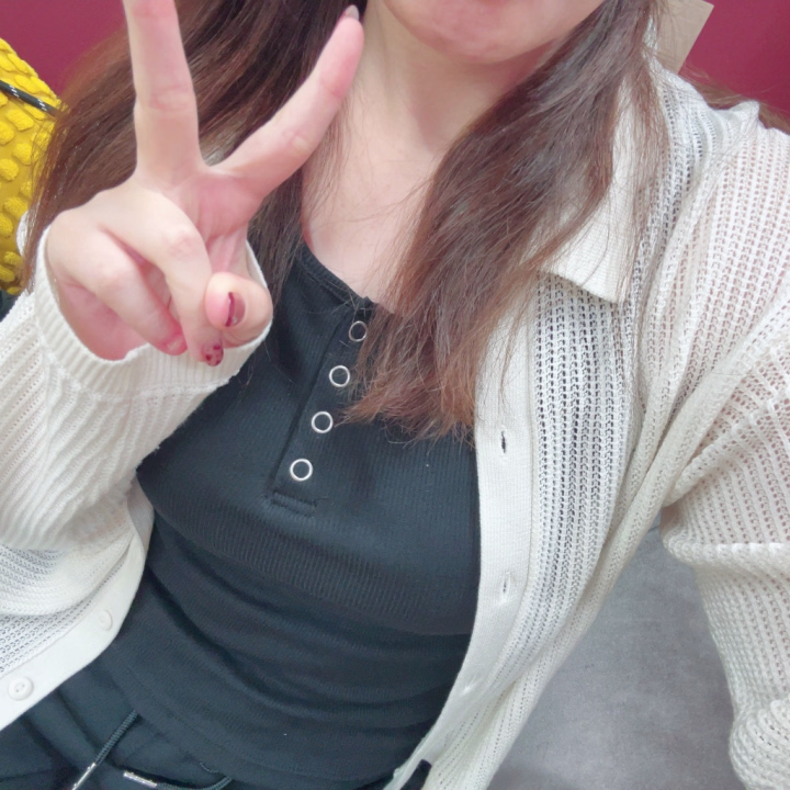 おはよー☀️

おやすみなので
よーく寝ました😹


はるは今からお昼ご飯を食べに出発🚃
北海道満喫してくるよ〜✨



今日も一日頑張りましょうね🫶




はる🐾
