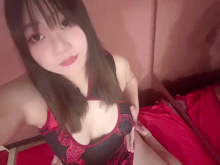 たっくさんフェザータッチされて気持ちよくなっちゃった…♡
フェザータッチに弱すぎてやばい…( ⸝⸝⸝• •⸝⸝⸝)
それだけでいけちゃうんじゃ…？ってくらいお兄様のおててって気持ちいいの💗