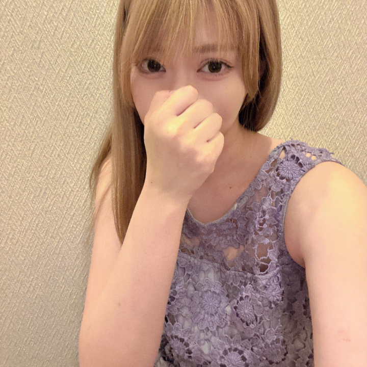 今日出勤しています✨
会える方楽しみにしてますね😊