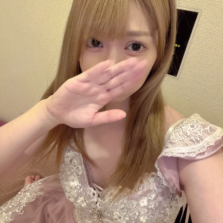 本日17時まで出勤してます〜(⁎•ᴗ‹｡)
お会いできる方楽しみにしてますね✨️