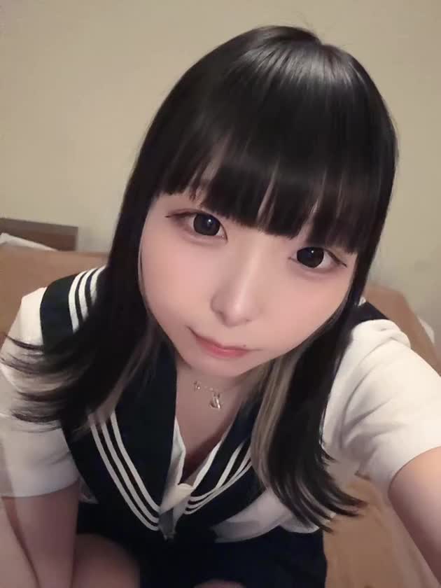 ただネイル見せたいだけのみゆちゃんです🥺

水色大好きな女の子なので水色さくらんぼネイル♡♡

来週髪の毛も新しくなります🪄︎︎◝✩

18日からは新しいみゆちゃんになって再登場するよん🎶

🎀みゆ🎀
