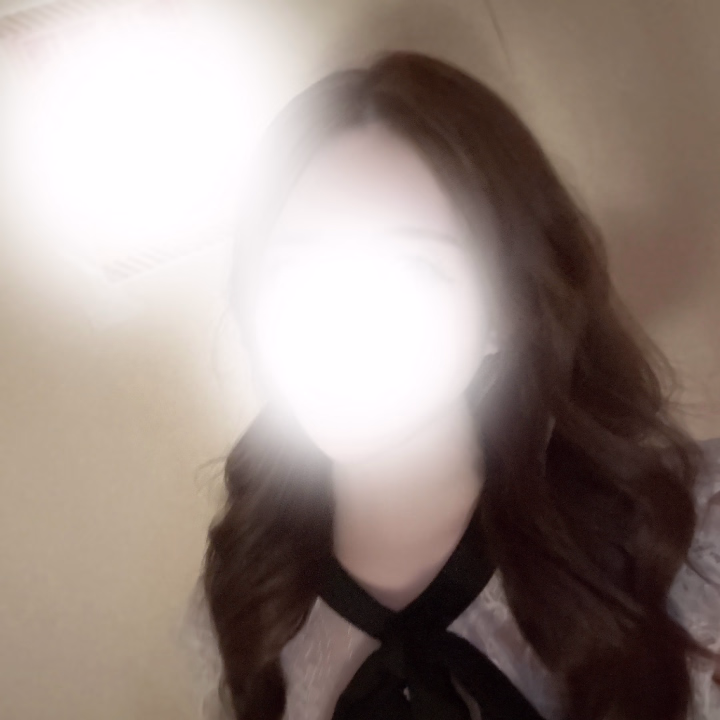 本日20.30までです！！

最近はお天気良くて気持ちいいけど夜は寒いよね🥶笑笑！！
お部屋暖かくしてお待ちしてます！！