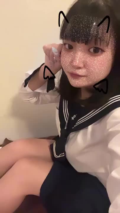 セーラー似合ってる❓