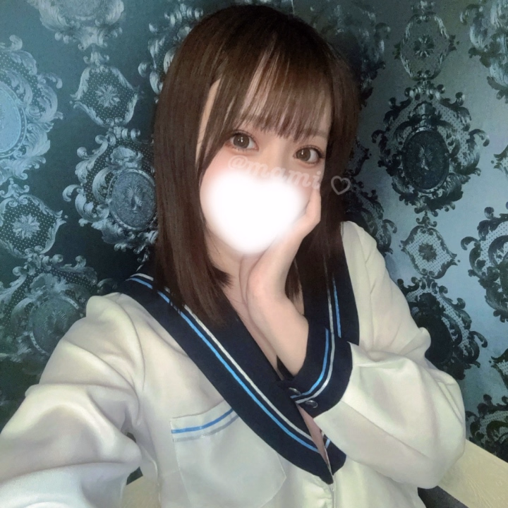 ガチ恋注意❤️‍🔥🔞💓

おはようございます☀️

さすがにめんこい(かわいい♡)自撮りが撮れたのでお兄様に共有しちゃう〜🙌

コスプレオプションをつけてくれたらこんな感じでかわいいまみちゃんを堪能できます♥️

こんなかわいい女の子を目の前にしたらもう🔞な欲、我慢できないでしょ…💕

遊んでくれるお兄様は着衣プレイ好きなのでぜひ追加してくれたら嬉しいな😳

⋆┈┈┈┈┈┈┈┈┈┈┈┈┈┈┈⋆

7月初出勤まであと5日✌🏽早くラブなコールをしてくれたお兄様に会いたいな💞