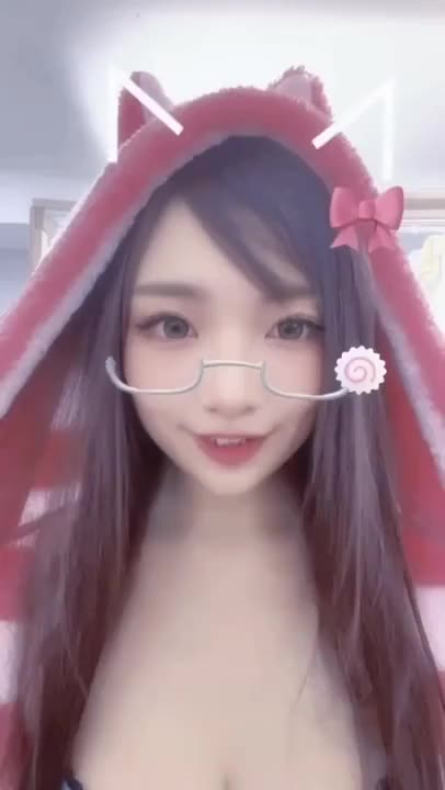 寝る前に🌙いっちょ踊ってから寝るー😪