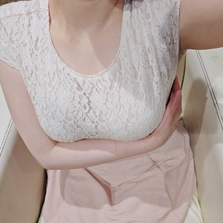 こんにちは︎ ︎💫
しのです🍀

今日も11時から出勤しております🙂‍↕️🩷

土曜日ということで、遊びに出かけられる方も多いのではないでしょうか❓

空き時間や帰りに寄ってみてはいかがでしょうか🌸

本日もお待ちしております🙇🏻‍♀️⸒⸒