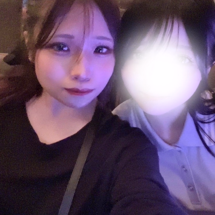 おこんにちは🐥🌄

本日16:00〜 出勤です！
何卒よろしくお願いいたします🙇🏻‍♀️❤️✨

やっぱり昼職と掛け持ちって
シフトが難しい！！！😭💧
うまいことできるように考えます🌀

ご予約も飛び込みも
お待ちしてますね🎵


はるき☀️