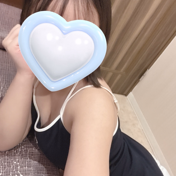 むぅ〜にむぅ〜に💕ねるだよ！

今日も朝から忙しくさせてくださった
お兄様とお店の方には頭が上がりません🙏😌

特に、予約してくれたお兄様ありがとう😊私が良いと思って来てくれたわけだからさ✨

皆様すっごく気持ちよさそうにしてくれて、ねるは嬉しかったな〜💕

ちなみに、今は休憩中だよ✨
ご来店お待ちしております！