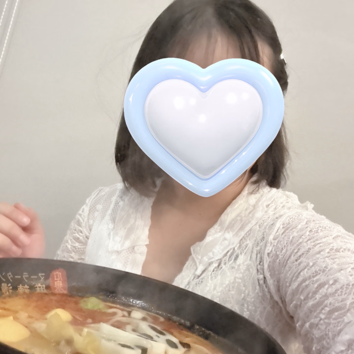 やっほ〜！ねるだよ😊

10/25 9:00〜 50分ダブルのご予約してくださった
◯さん！ヒメチャンから
予約の連絡をしてくれてありがとう❤️
また会える日が楽しみだよ✨

ヒメチャンからなら
先の予約もできます‼️
他の方もご連絡お待ちしております♪

ちなみに、今日はマーラータンを食べにきた♪

1番辛いやつにしたけど、
牛骨ベースだから辛くない！

蒙古タンメンのカップ麺を
食べられる人は余裕😎