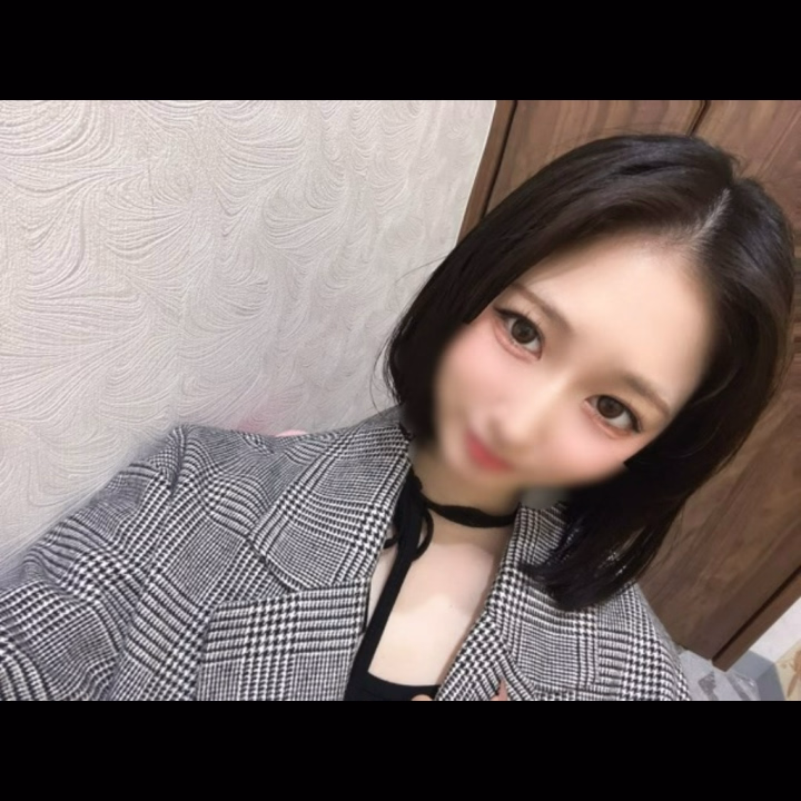 こんにちはすなおです！

本日19時から出勤することになりました✨


お仕事終わり、飲み終わり少しの時間でも会いに来て欲しいな🥺💕


楽しい時間過ごそ！

待ってるね！