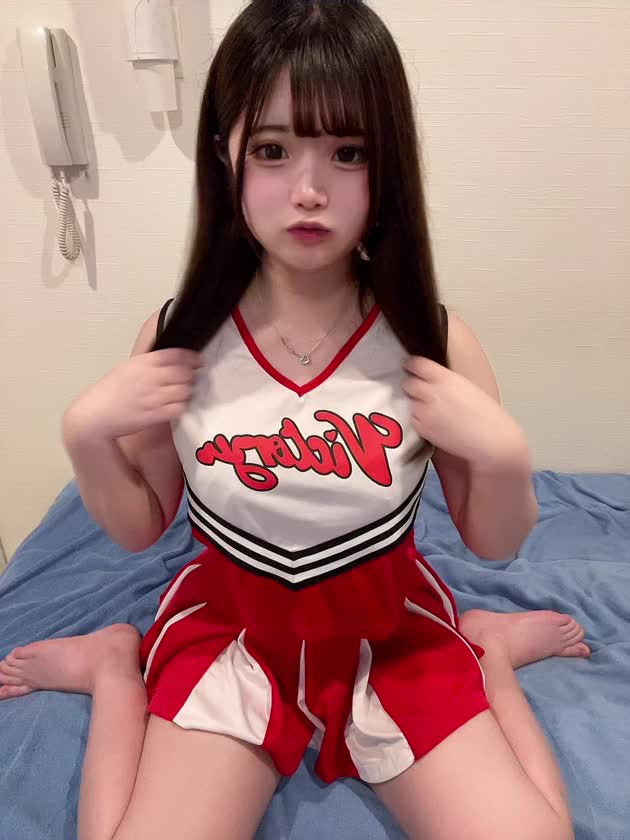 なんかもう…ムラムラして我慢できないお兄さん、いるよね？🥺🩷

寝る前にスッキリしてから眠りたい…
今すぐ気持ちよくなりたい…
そんな気分のそこのお兄さん♡


ムラムラおち◯ぽを自分の手で握って我慢してるくらいなら、
その手でお店にラブコールして
かいりに会いに来てくれたらいいのに…🤤

会いに来てくれたら、
エロエロのご奉仕でぜんぶ発散させてあげるのに…♡

お兄さんの性欲、今日はぜんぶかいりに預けて？🔞　

キツキツでトロトロの㊙️ナカで、
ムラムラおち◯ぽぜ〜んぶ気持ちよくしちゃうから…

覚悟してね？💗