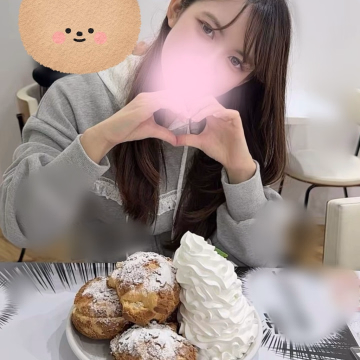 もちろん一人じゃなく
友達とたべました！！😂

この間
コラボカフェにいって
おっきなシュークリーム4つです✨

おなかいっぱいまで
シュークリームって食べてみたいなって
おもってたの叶いました😂

クッキーシューでおいしかった♥️
けどやっぱり適量ってあるんだなって
ねおの学びです♥️笑


次回17日7時から12時です☺️