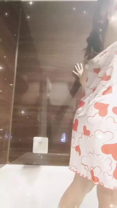 すけすけ……感はどうだろ？😂

水濡れするから
撮り直し出来ないのやばすぎる笑

来週分のが気合いいれて撮るよ✨

夜に来月の出勤予定上げるから
まっててね♥️