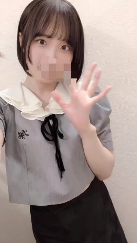 事務所で撮ってる雰囲気も、
りあるっぽくていいよね💓😉

ぷにぷに…💕